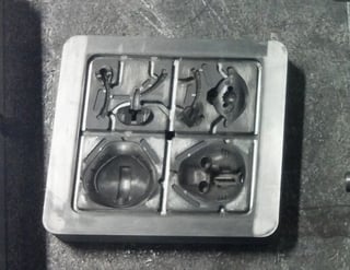multicavity tool injection molding process